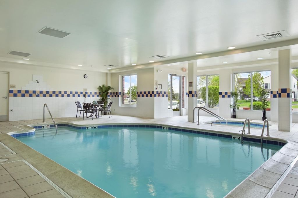 Hilton Garden Hotel 3*